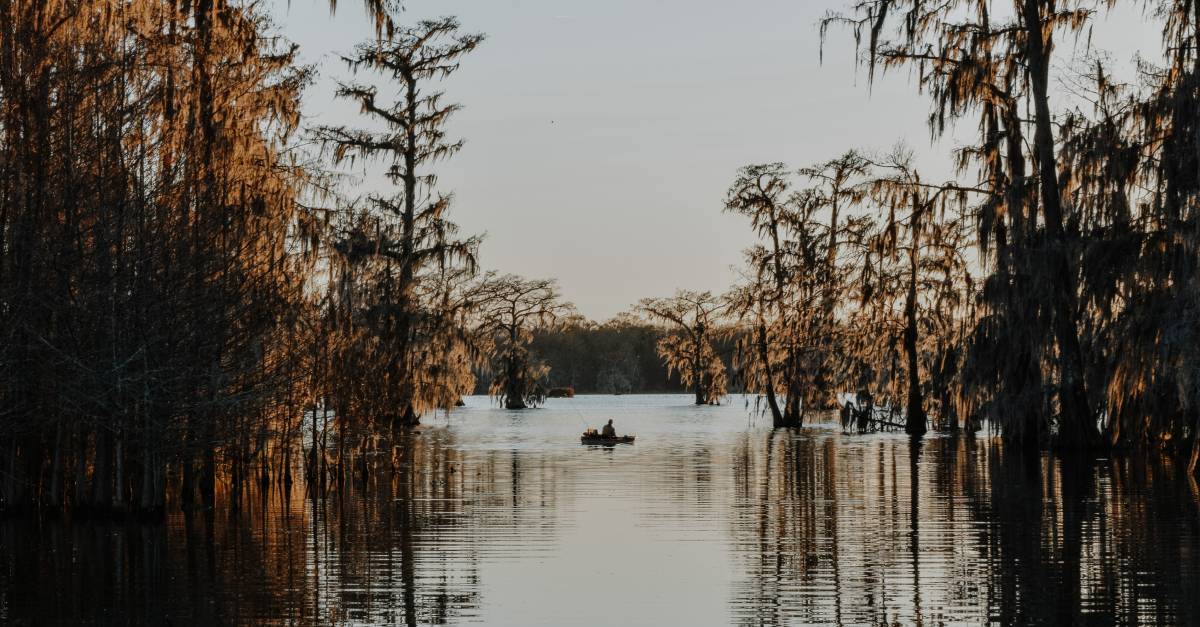 Photo of a boat on a lake